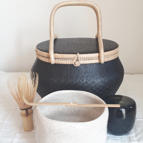 手付き籠 ブラックナチュラル無地
