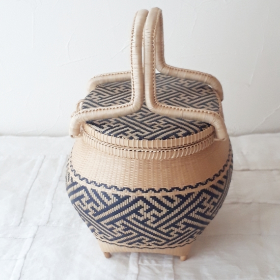 手付き籠 ナチュラルネイビー 紗綾形